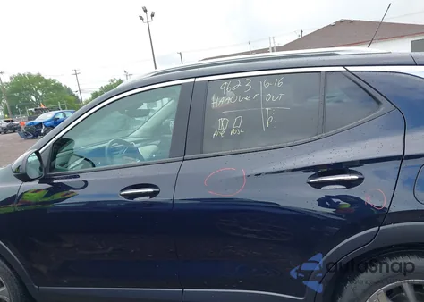 2020 Buick Encore Gx Awd Essence z USA, uszkodzony, nr VIN KL4MMGSL3LB073999